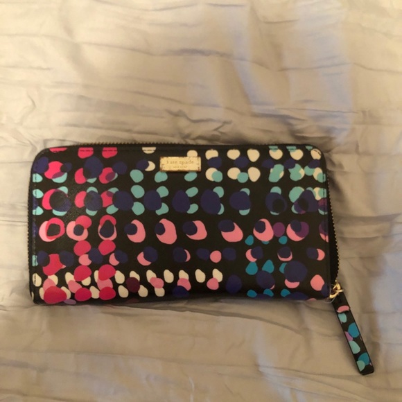Kate Spade Wallet - Picture 1 of 4